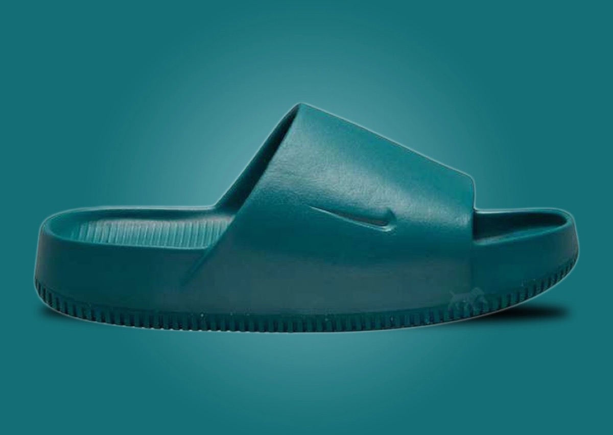Nikeの新型サンダル『Calm Slide』の新色が国内7月7日に発売［FD4116