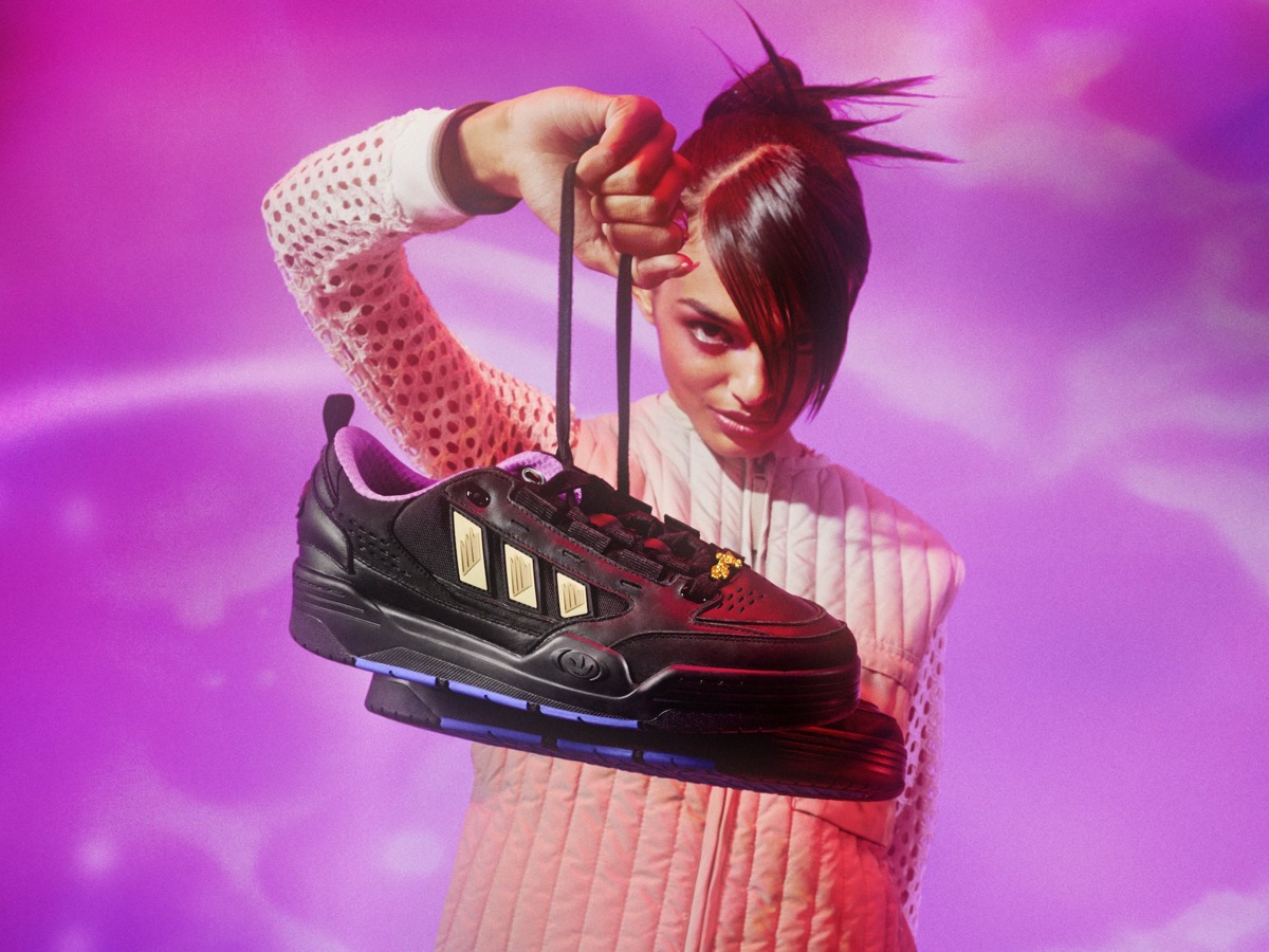 限定カードも付属！Yu-Gi-Oh! × adidas 『ADI2000 “遊戯の世界”』が