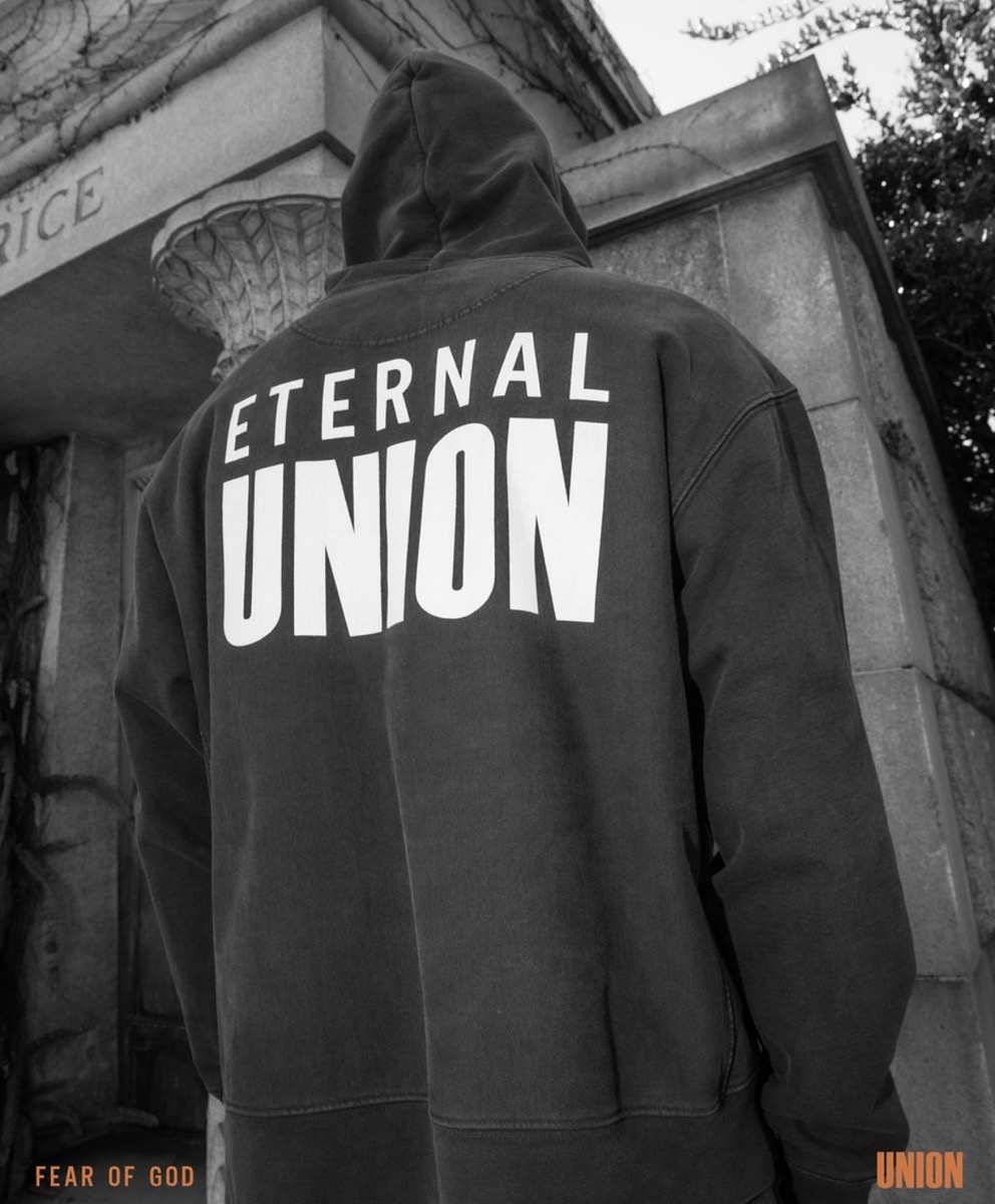 トップスユニオン UNION ×フィアオブゴッド FEAR OF GOD  23SS  Eternal Union Hoodie オーバーダイロゴパーカー メンズ M