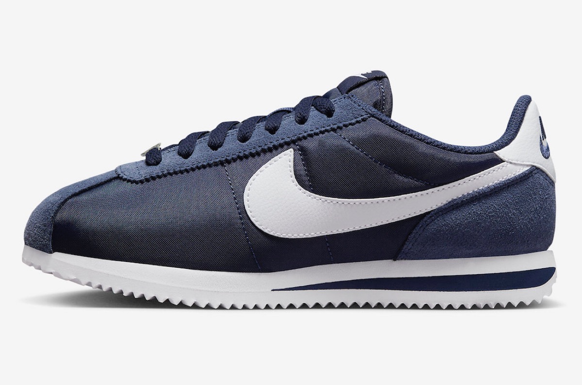 255cm１足限定価格25.5 NIKE CORTEZ MIDNIGHTNAVY ナイキ 新品