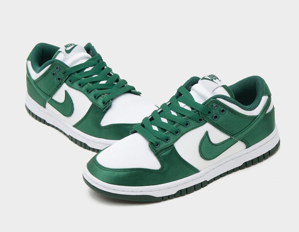 Nike WMNS Dunk Low Satin Green サテングリーン