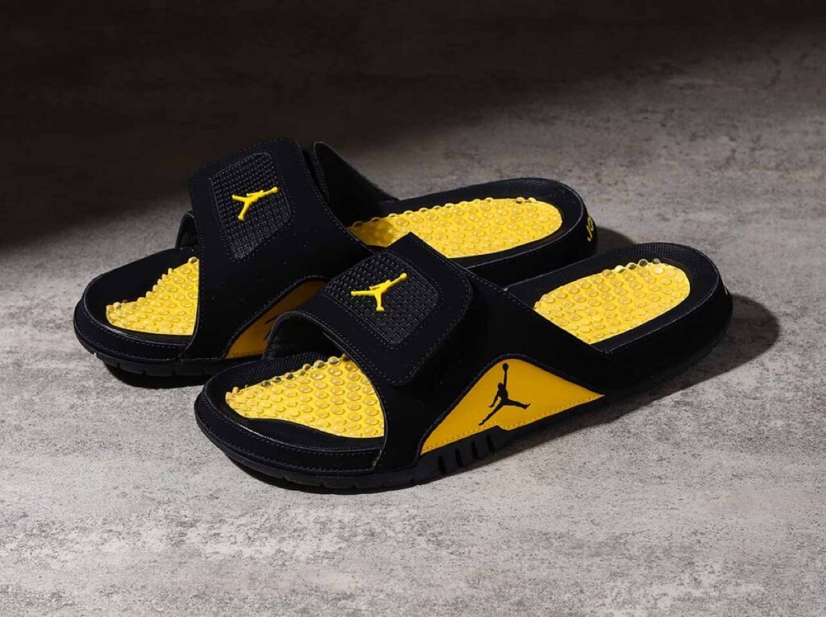 Air jordan discount hydro iv retro