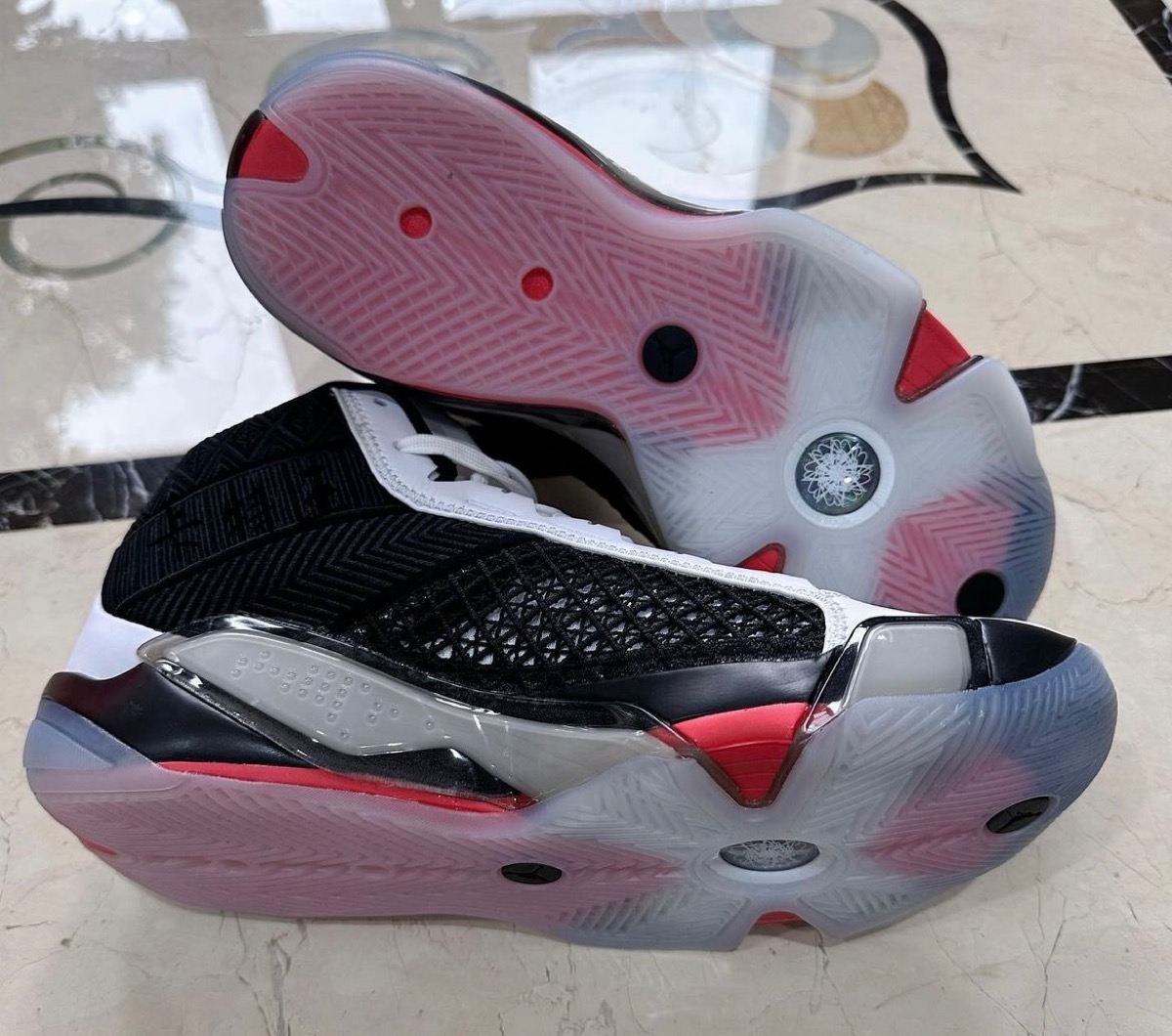Nike Air Jordan 38 が国内8月18日より順次発売予定 ［DZ3356-106 