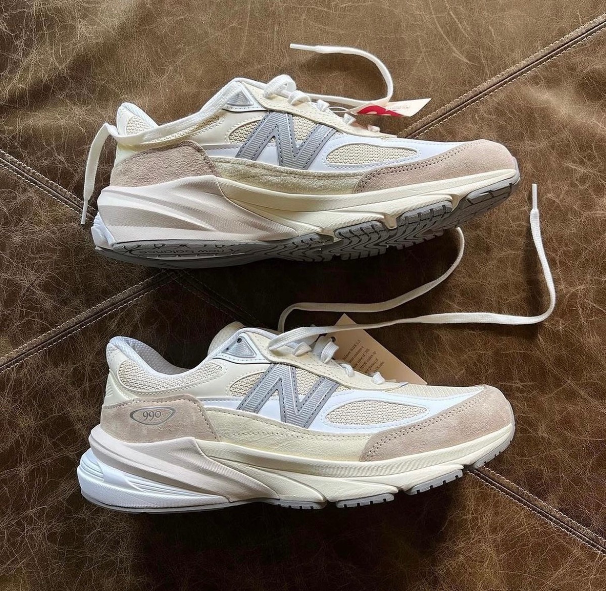 ポニョ〜様専用】New Balance 990V6 Beige+seuterapeutaonline.com.br