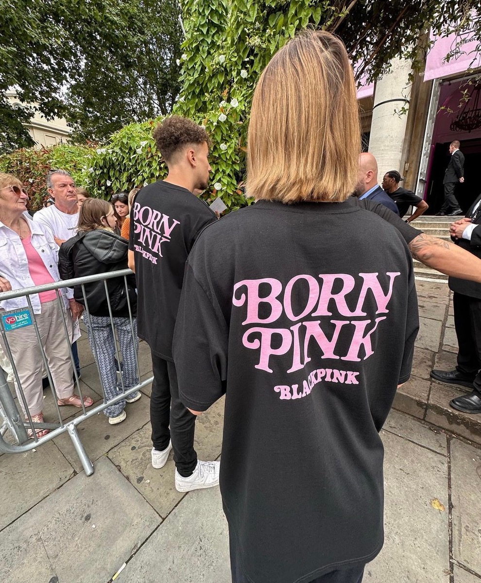 通販値段ロンドン限定　VERDY x BLACKPINK BORN PINK Tシャツ トップス