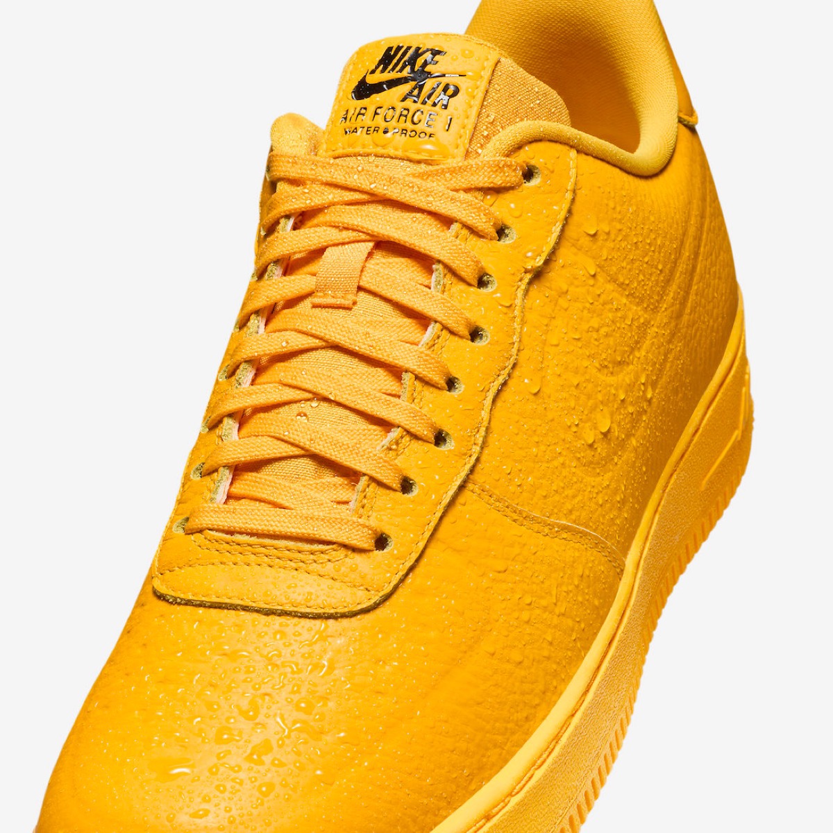 Nike Air Force 1 Low Pro-Tech “University Gold”が国内12月1日より