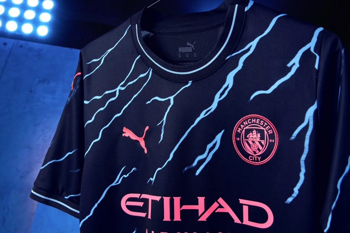 PUMA × Manchester City FC × BlackEyePatch 3rdユニフォームが国内7月