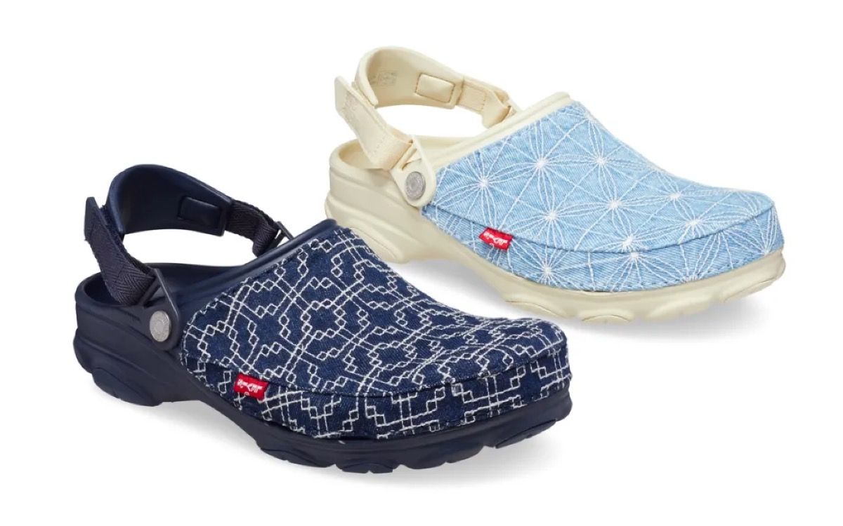 Levi's × Crocs All Terrain Clog Navy 23S - beaconparenting.ie