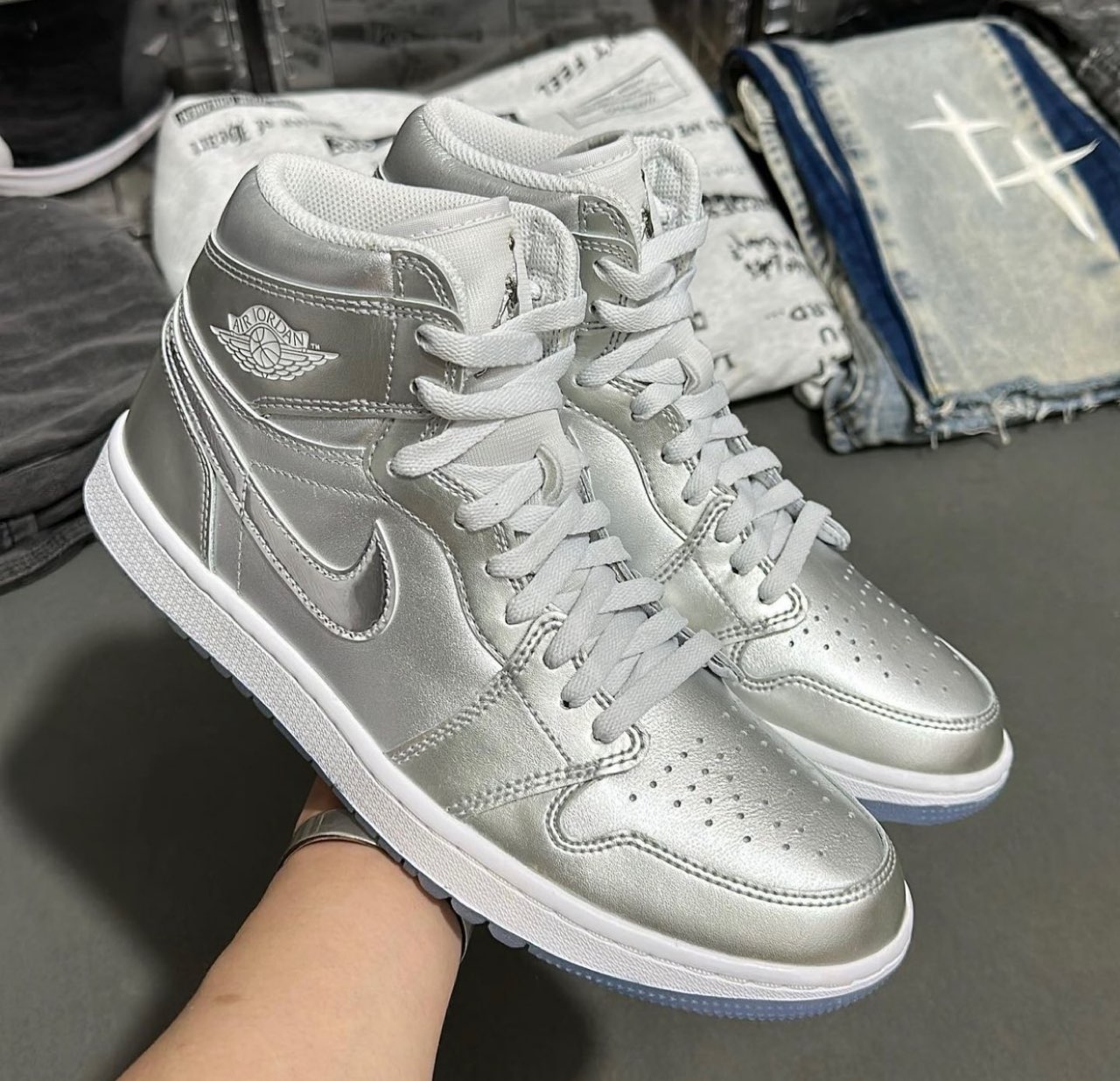 AIR JORDAN1 HIGH G