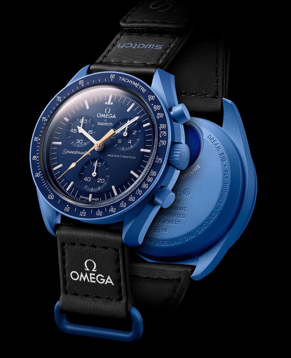 OMEGA × Swatch 『MoonSwatch “Mission to Neptune Moonshinegold”』が国内8月30日に発売予定  | UP TO DATE