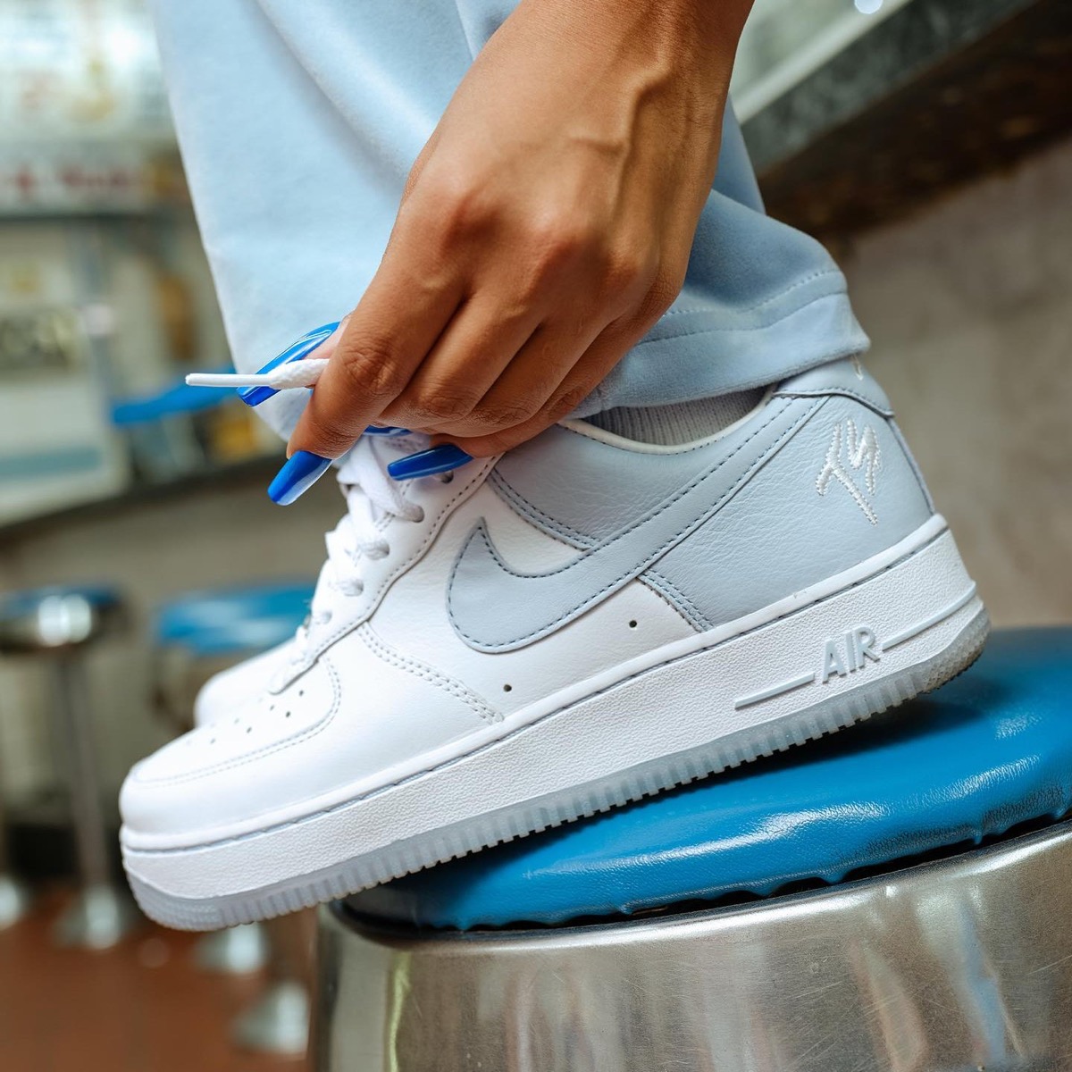 Terror Squad × Nike Air Force 1 Low QS靴