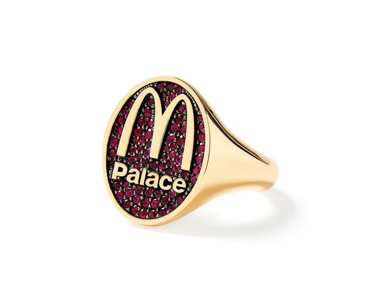 PALACE SKATEBOARDS × McDonald's コラボアイテムが海外8月14日より