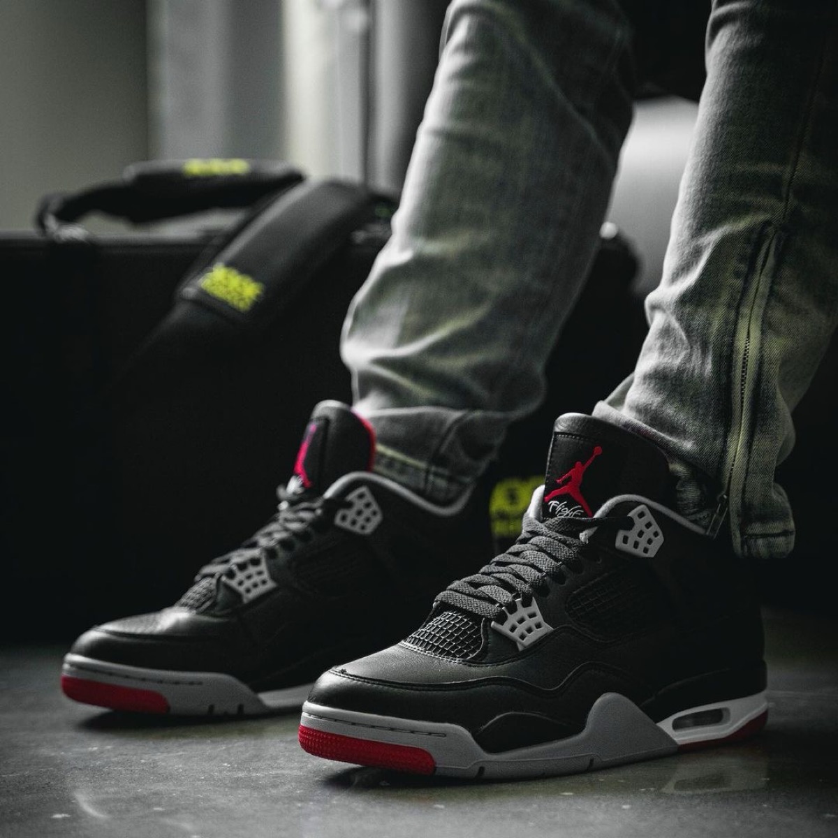 Nike Air Jordan 4 Retro “Bred Reimagined”が2024年2月17日に発売予定 ...