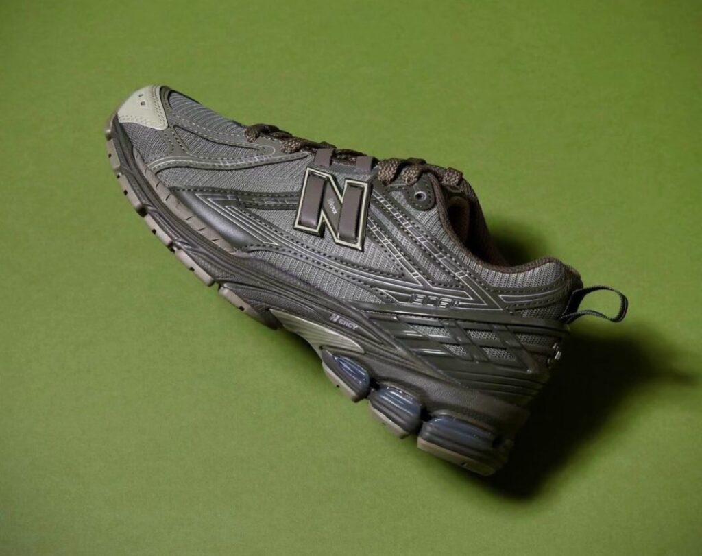 New Balance 1906R “Dark Moss/Covert Green”が国内11月17日に発売 [M1906RHB] | UP ...