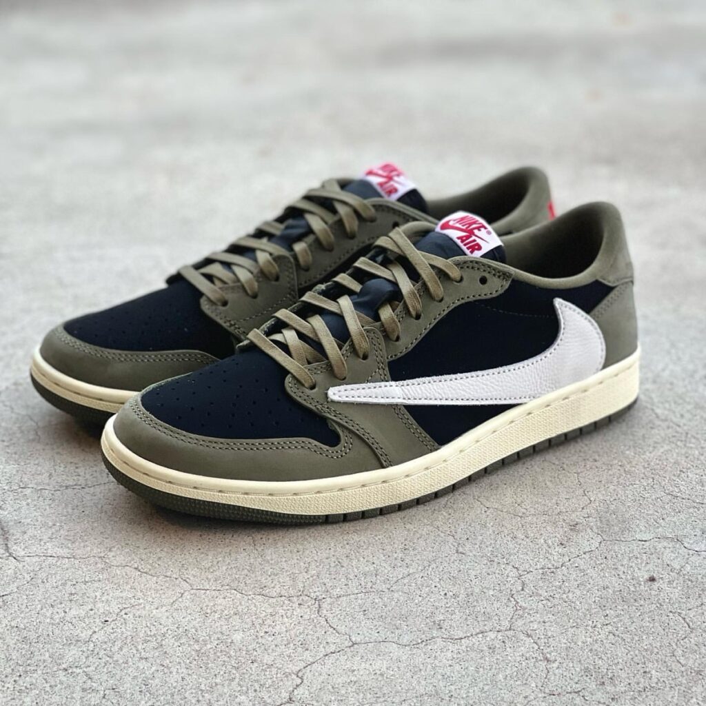 Travis Scott × Nike Air Jordan 1 Low OG SP “Black Olive”の発売が ...