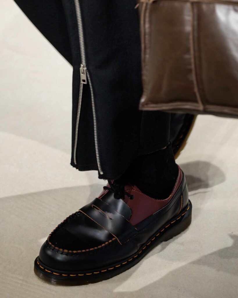 dr martens 1465