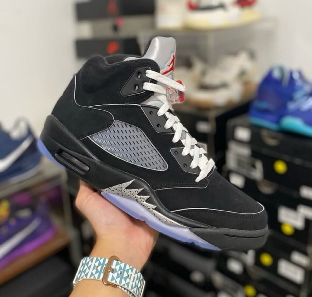 Nike Air Jordan 5 Retro OG “Black Metallic Reimagined”が2025年2月8日に発売予定  ［HF3975-001］ | UP TO DATE