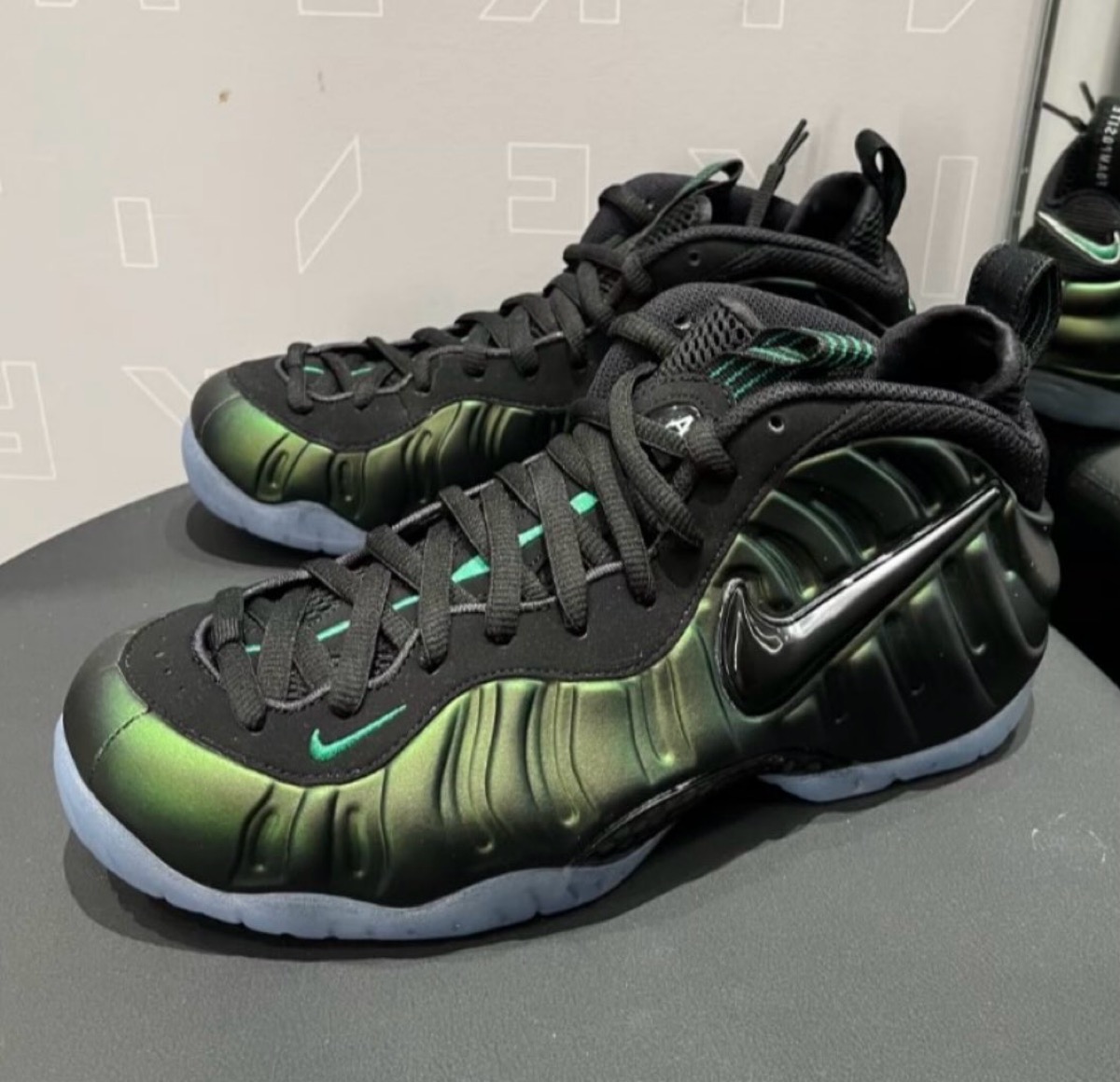 Nike Air Foamposite Pro “Pine Green”が12月19日に復刻発売予定