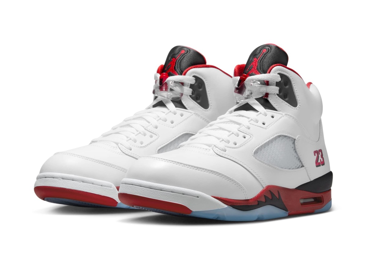 Nike Air Jordan 5 Retro OG “Fire Red Black Tongue”が9月13日
