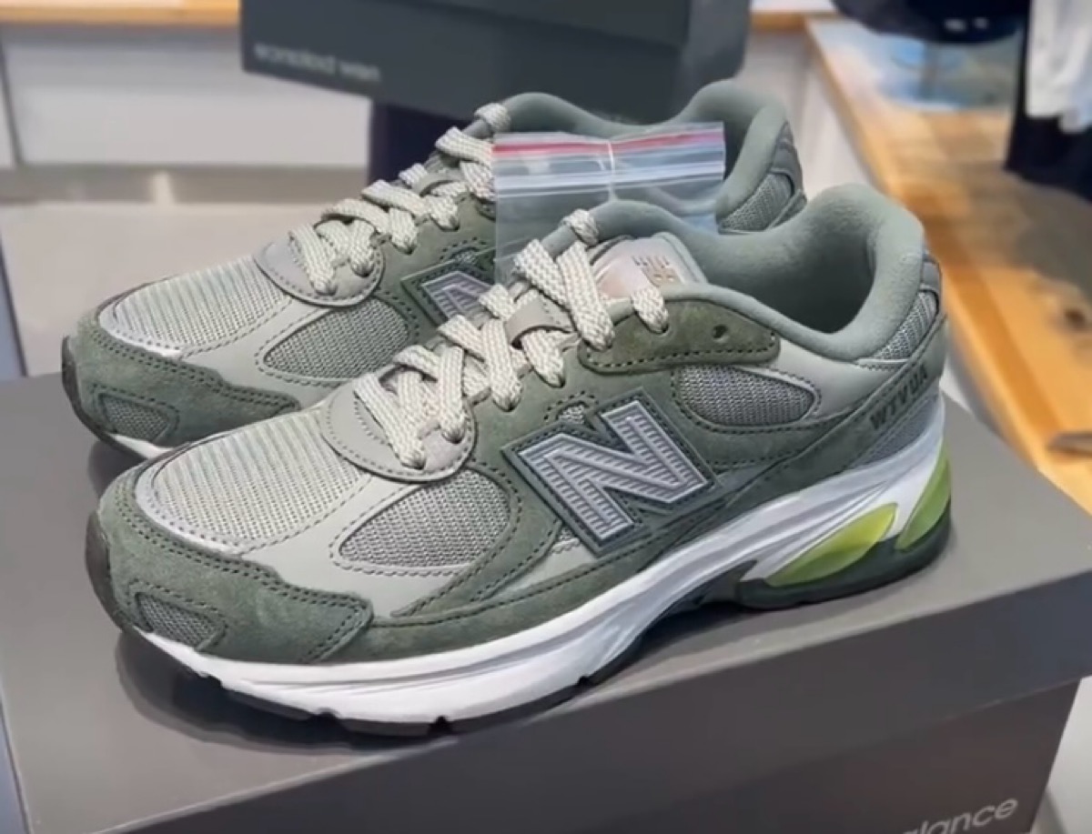 New Balance x WTAPS 『ABZORB 2010 “OLIVE DRAB”』が国内10月10