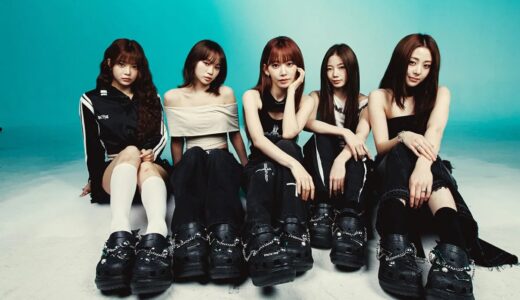 LE SSERAFIM x Crocs コラボサンダルが国内11月6日より発売