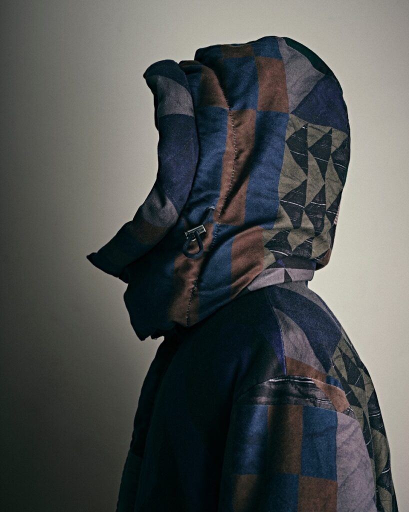 sacai x A.P.C. 2026年秋冬コラボコレクションが国内7月10日より発売