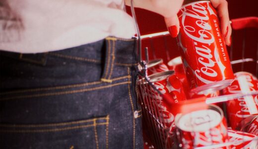 HUMAN MADE x Coca-Cola 限定缶が国内4月7日より全国のファミマで発売