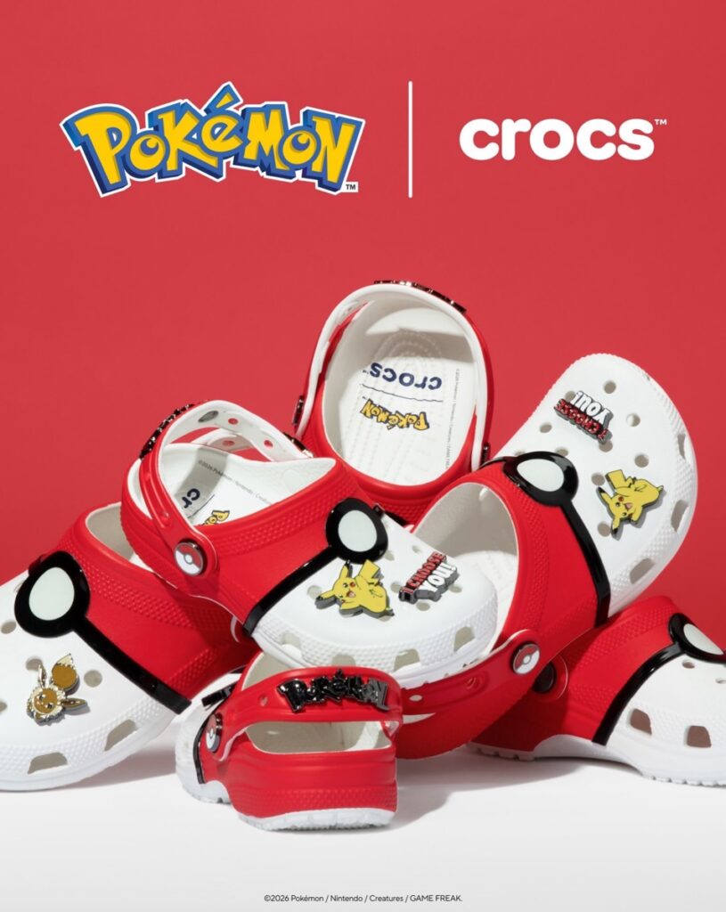 Crocs x Pokémon 30周年記念モンスターボールサンダル『Classic Clog