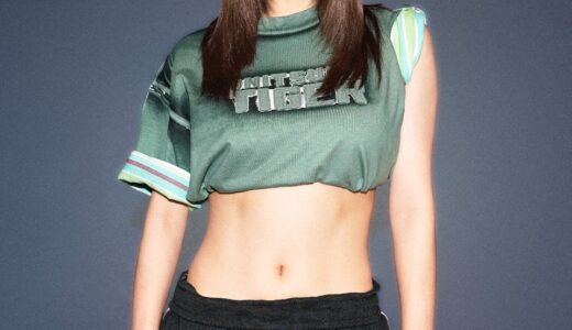 Onitsuka Tiger がブランドアンバサダー MOMO を起用した、DENIVITAのキャンペーンビジュアルを公開